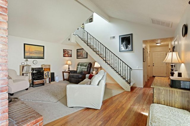 604 Edgebrook Ct, Modesto, CA 95354