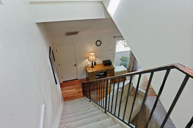 604 Edgebrook Ct, Modesto, CA 95354