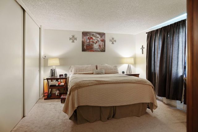 604 Edgebrook Ct, Modesto, CA 95354