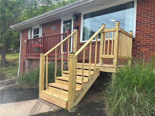 2757 Daniels Avenue, South Charleston, WV 25303