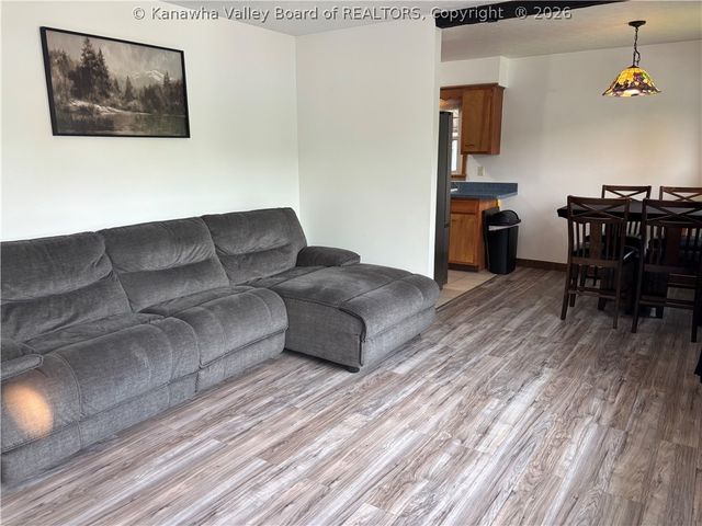2757 Daniels Avenue, South Charleston, WV 25303
