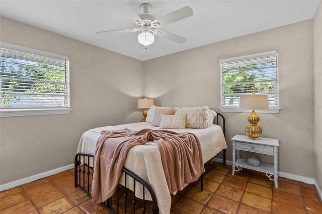 2520 E MILMAR DRIVE, Sarasota, FL 34237