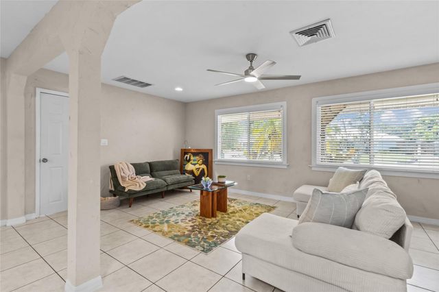 2520 E MILMAR DRIVE, Sarasota, FL 34237