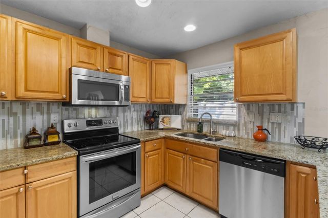 2520 E MILMAR DRIVE, Sarasota, FL 34237