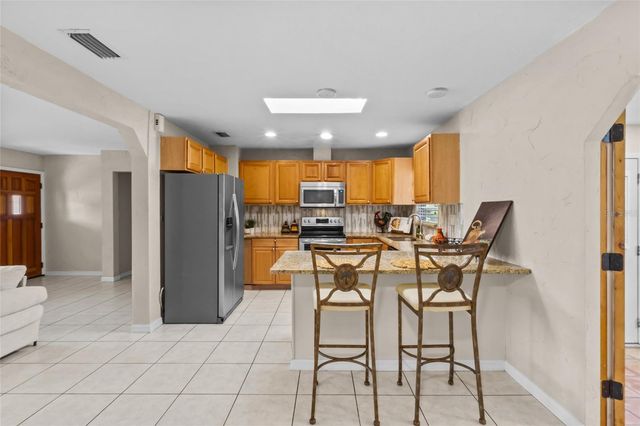 2520 E MILMAR DRIVE, Sarasota, FL 34237