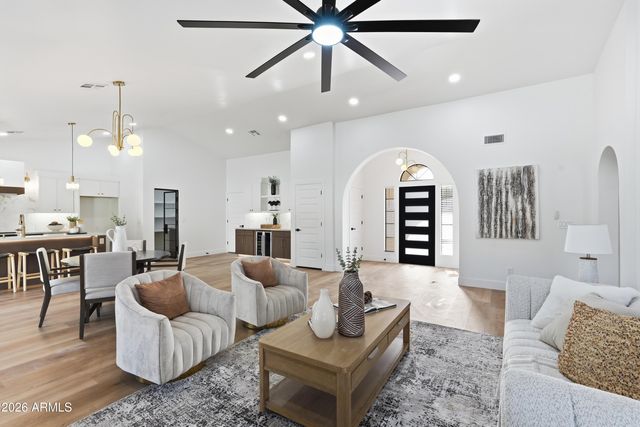 13153 N 101ST Way, Scottsdale, AZ 85260