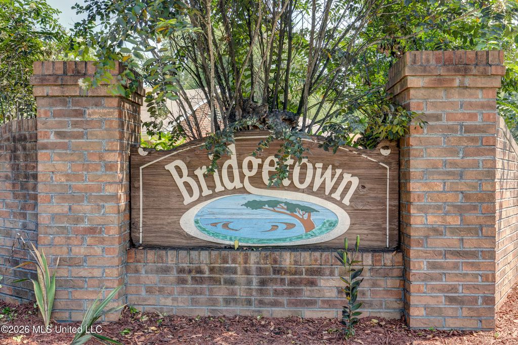 4042 Huron Court, Nesbit, MS 38651 — exterior