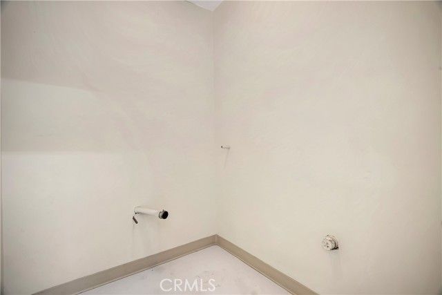 11915 S Inglewood, Hawthorne, CA 90250