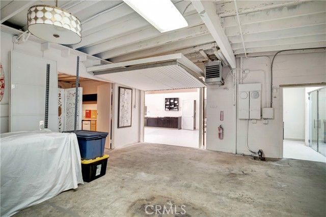 11915 S Inglewood, Hawthorne, CA 90250