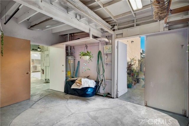 11915 S Inglewood, Hawthorne, CA 90250