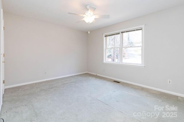 218 Turtle Lane, Hendersonville, NC 28791