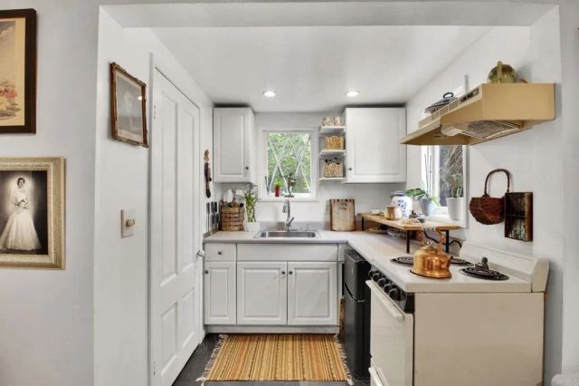 732 S Juniper Street, Escondido, CA 92025