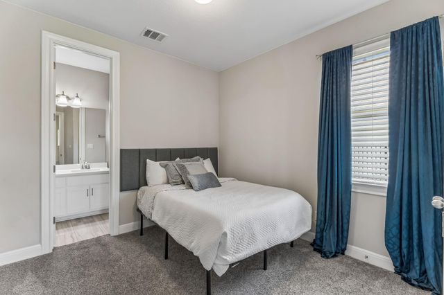 441 Jacksdaw DR, Austin, TX 78737