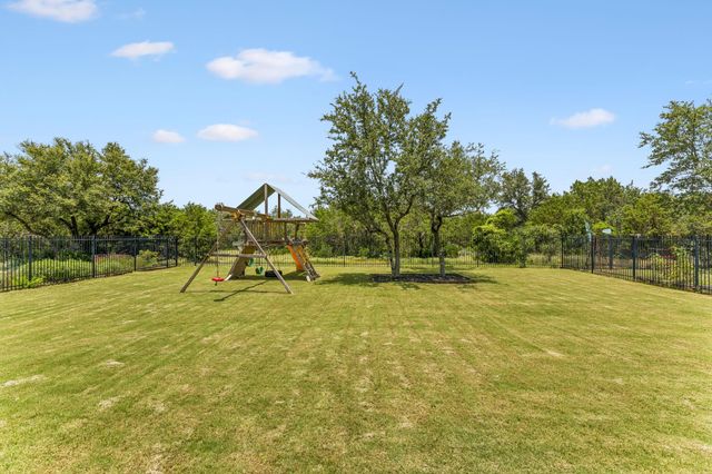 441 Jacksdaw DR, Austin, TX 78737