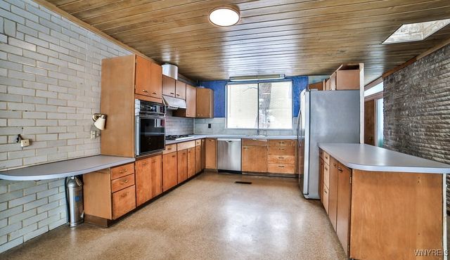 13 Hirschfield Drive, Amherst, NY 14221