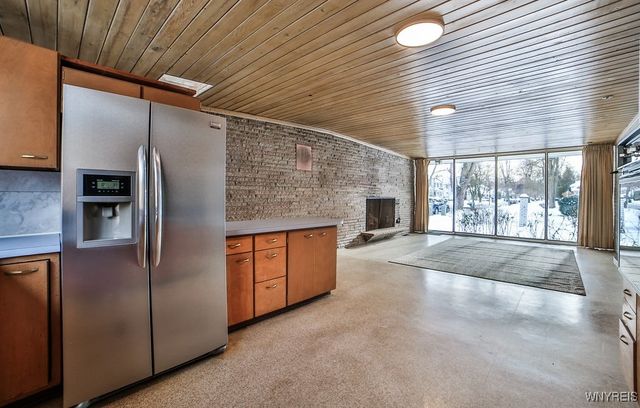 13 Hirschfield Drive, Amherst, NY 14221