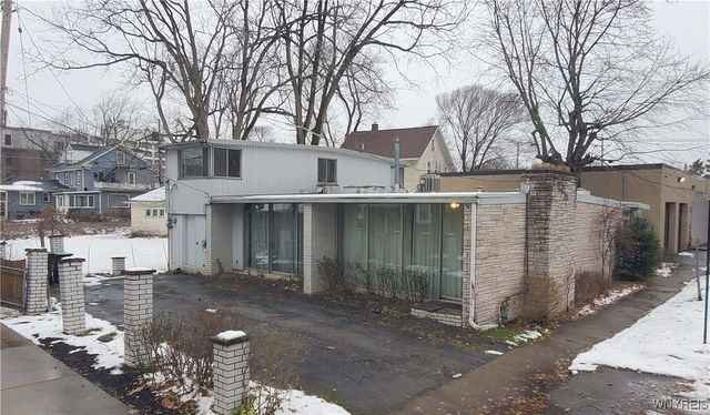 13 Hirschfield Drive, Amherst, NY 14221