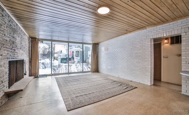 13 Hirschfield Drive, Amherst, NY 14221