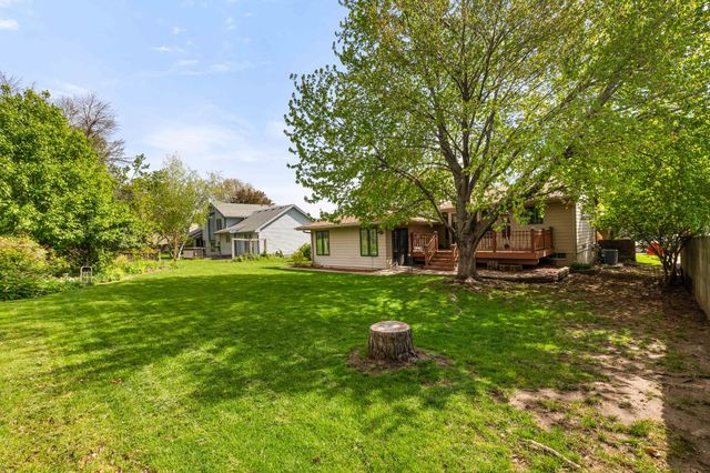 4432 98th Street, Urbandale, IA 50322