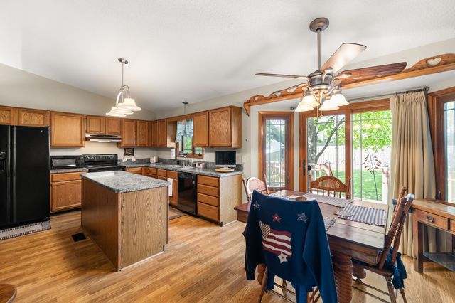 4432 98th Street, Urbandale, IA 50322