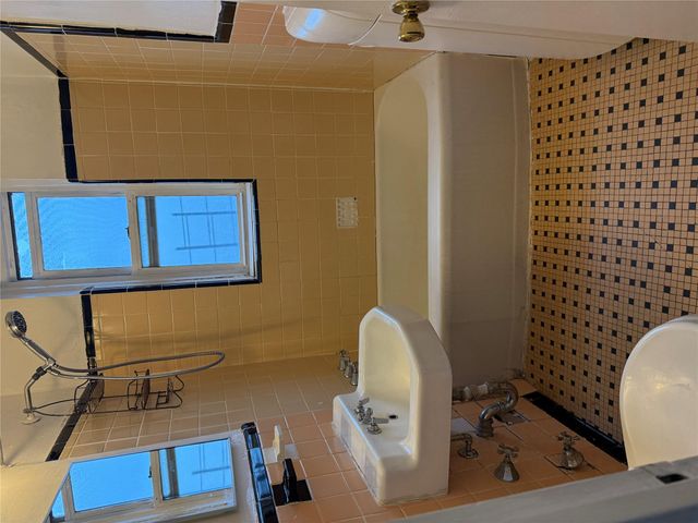 2630 Kingsbridge Terrace 3V, Bronx, NY 10463