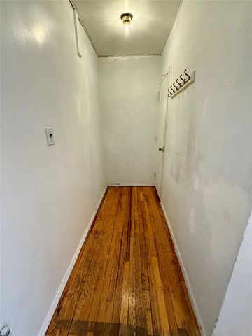 2630 Kingsbridge Terrace 3V, Bronx, NY 10463