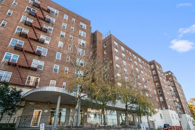 2630 Kingsbridge Terrace 3V, Bronx, NY 10463