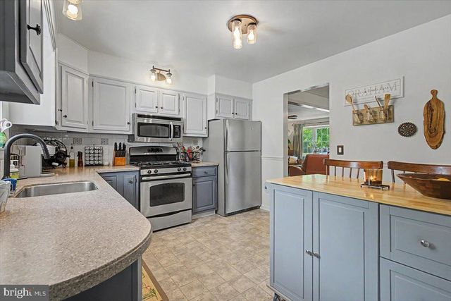 109 JAYSON RD, Wilmington, DE 19803