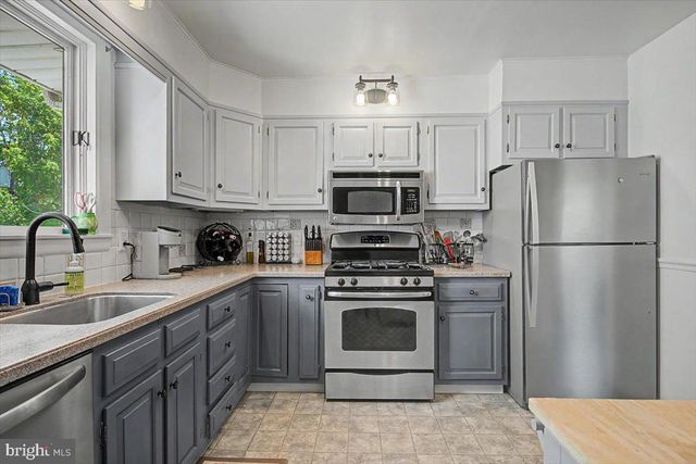109 JAYSON RD, Wilmington, DE 19803