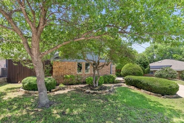 3713 Teal Lane, Bedford, TX 76021