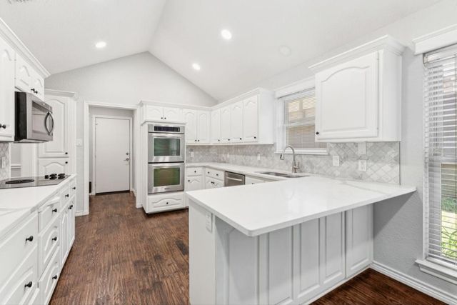 3713 Teal Lane, Bedford, TX 76021