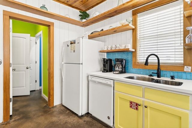 2525 S 11th St 80, Port Aransas, TX 78373