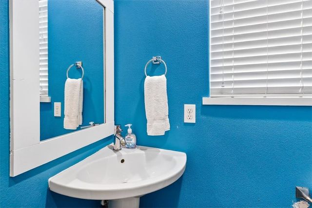 2525 S 11th St 80, Port Aransas, TX 78373