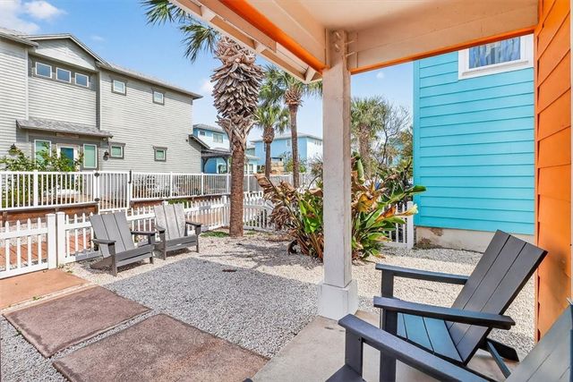 2525 S 11th St 80, Port Aransas, TX 78373