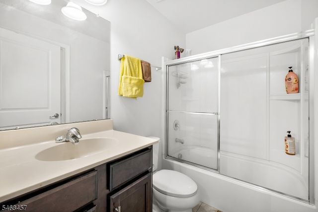 16 Paulina Pl, Franklin Twp., NJ 08873