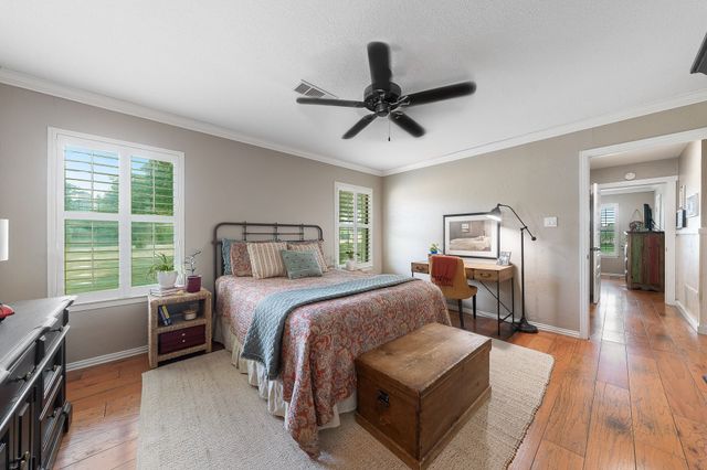 703 Robin Lane, Argyle, TX 76226