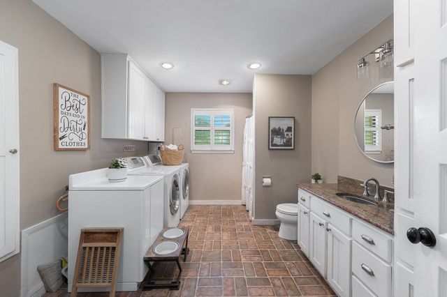 703 Robin Lane, Argyle, TX 76226