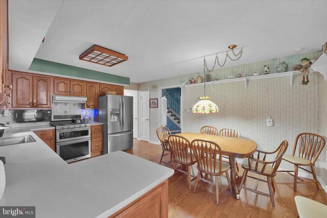 3731 MARQUIS LN, Huntingdon Valley, PA 19006