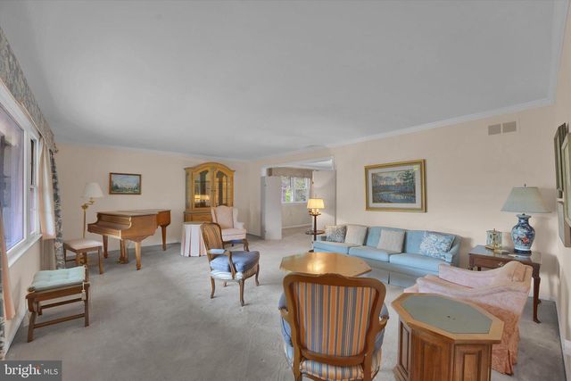 3731 MARQUIS LN, Huntingdon Valley, PA 19006