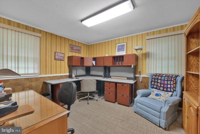 3731 MARQUIS LN, Huntingdon Valley, PA 19006