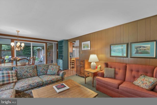3731 MARQUIS LN, Huntingdon Valley, PA 19006