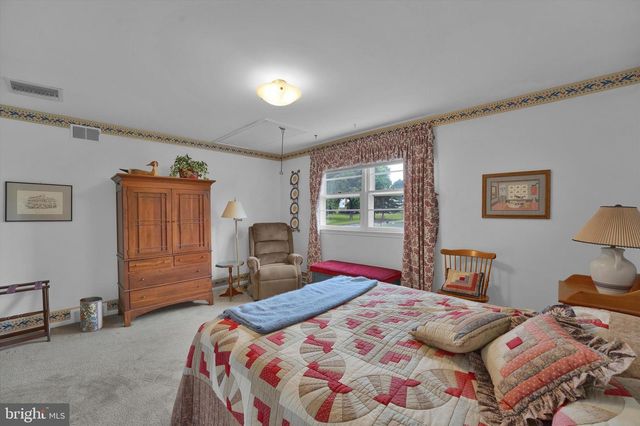 3731 MARQUIS LN, Huntingdon Valley, PA 19006
