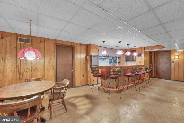 3731 MARQUIS LN, Huntingdon Valley, PA 19006
