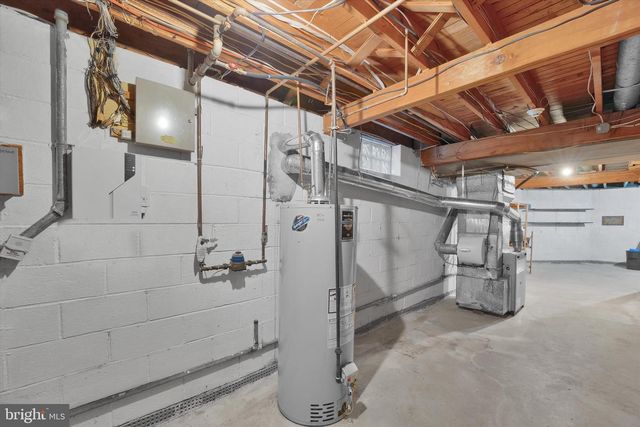 3731 MARQUIS LN, Huntingdon Valley, PA 19006