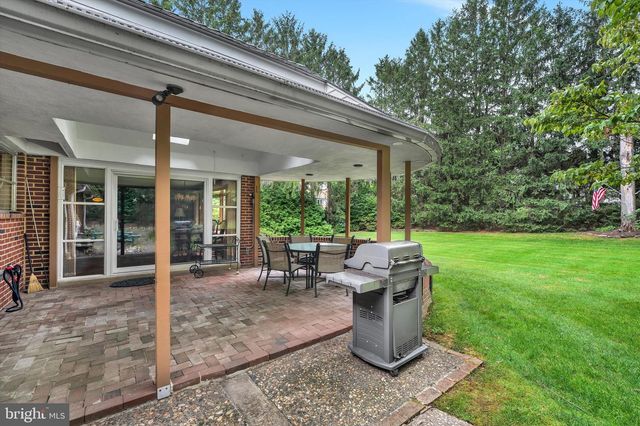 3731 MARQUIS LN, Huntingdon Valley, PA 19006