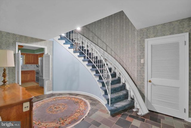 3731 MARQUIS LN, Huntingdon Valley, PA 19006