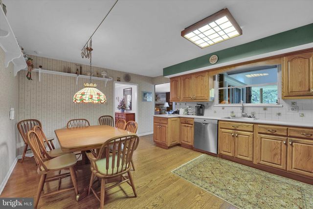 3731 MARQUIS LN, Huntingdon Valley, PA 19006