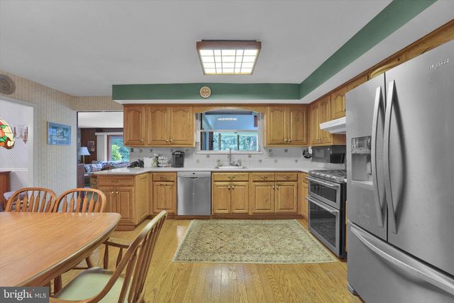 3731 MARQUIS LN, Huntingdon Valley, PA 19006