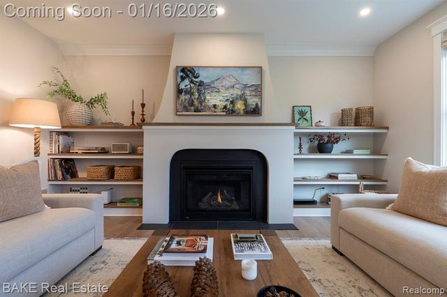 205 Mountain View Lane, Milford, MI 48381