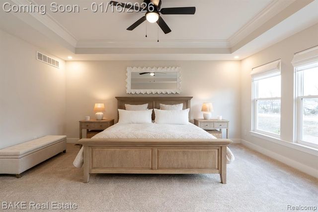 205 Mountain View Lane, Milford, MI 48381